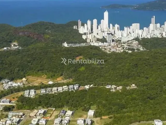 Terreno com 986m², à venda, no bairro Ariribá em Balneário Camboriú
