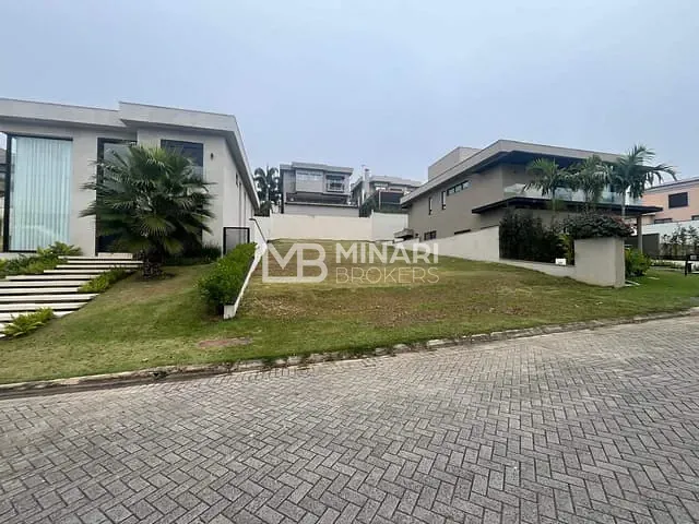 Terreno com 420m², à venda, no bairro Tamboré em Santana de Parnaíba