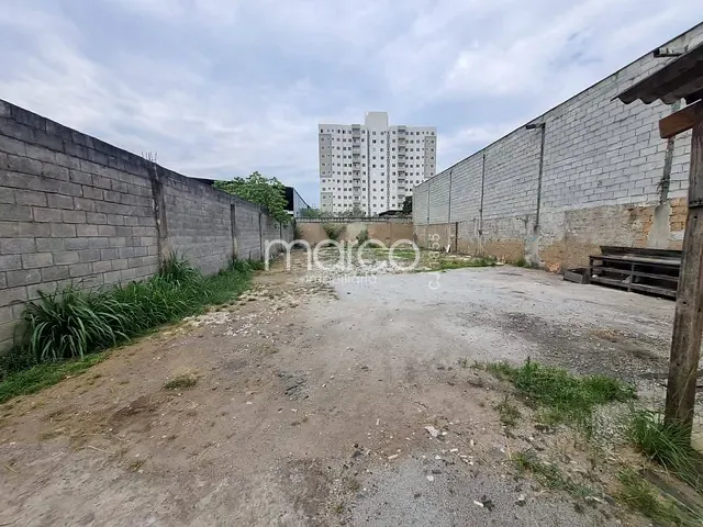 Terreno com 470m², à venda, no bairro Jardim Novo Mundo em Goiânia