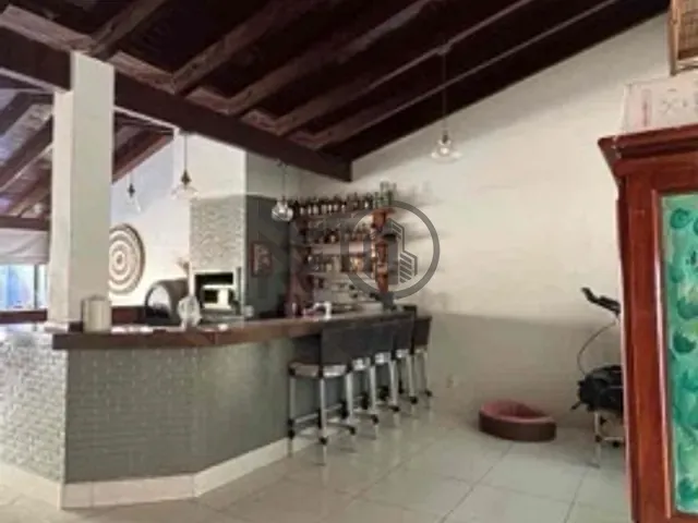 Casa com 420m² 4 quartos e 5 banheiros, à venda, no bairro Jardim Itália em Cuiabá