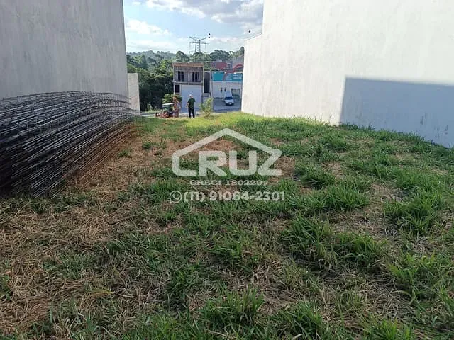 Terreno com 175m², à venda, no bairro Laranjeiras em Caieiras