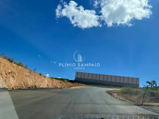 Terreno à venda, no bairro Serra Sede em Serra