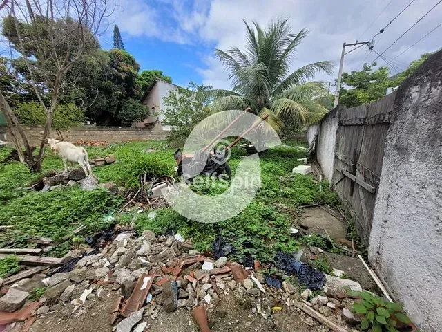 Terreno com 600m², para alugar, no bairro Piratininga em Niterói