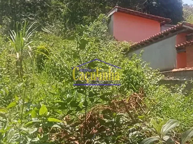 Terreno com 2000m², à venda, no bairro Ipiabas em Barra do Piraí