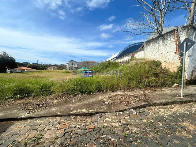 Terreno com 380m², à venda, no bairro Centro em Tomazina