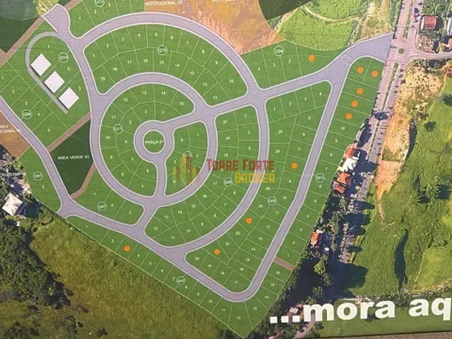 Terreno com 301m², à venda, no bairro Cruzeiro em Belo Vale
