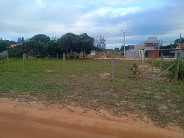 Terreno com 459m², à venda, no bairro Verdes Mares em Rio das Ostras