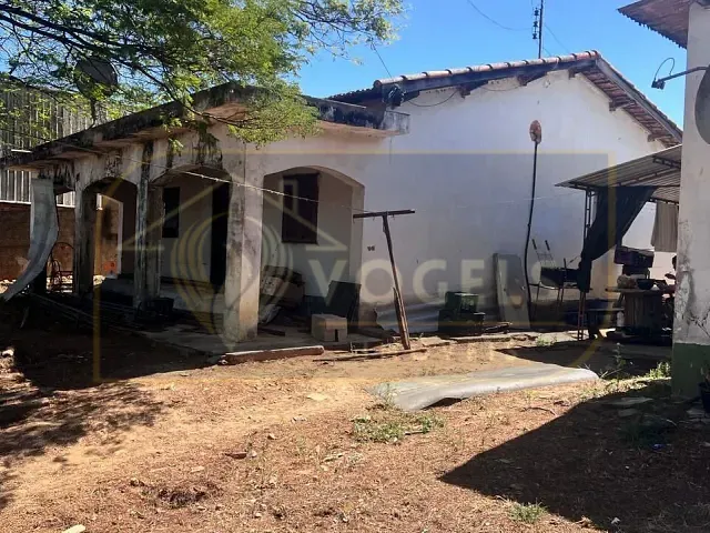 Terreno com 871m², à venda, no bairro Centro em Holambra