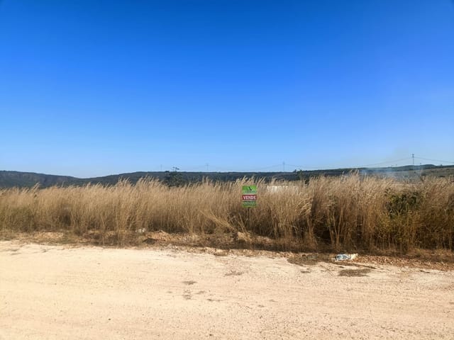 Terreno com 502m², à venda, no bairro Zona Rural em Abadiânia