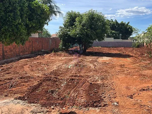 Terreno com 427m², à venda, no bairro Morada Verde em Campo Grande
