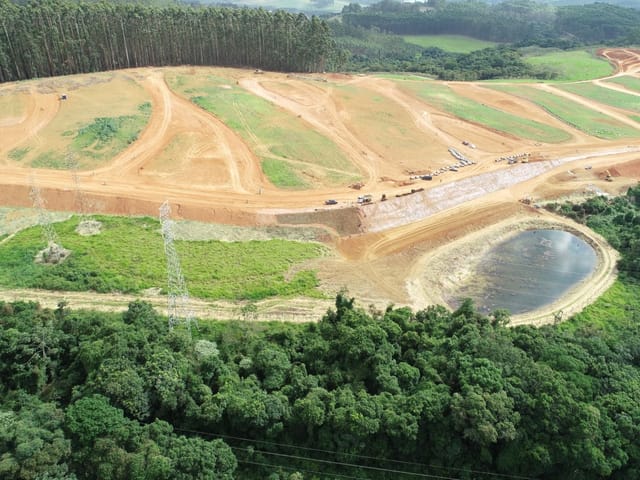 Terreno com 265m², à venda, no bairro Jardim Europa em Poços de Caldas