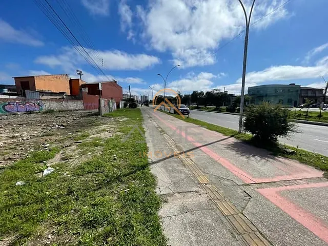 Terreno com 1440m², à venda, no bairro Centro em Pelotas