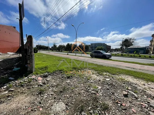 Terreno com 1440m², à venda, no bairro Centro em Pelotas