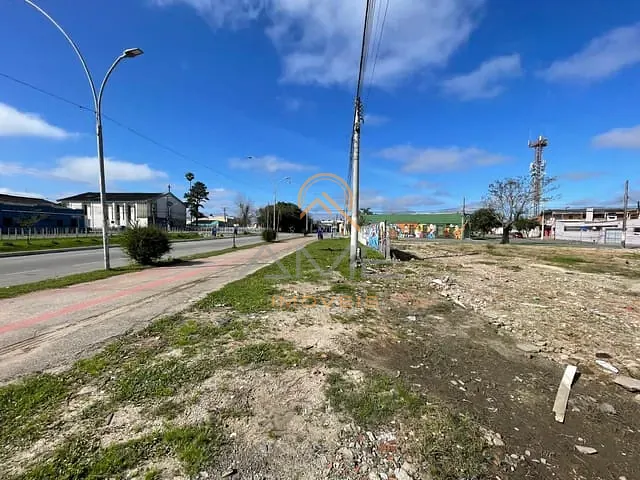 Terreno com 1440m², à venda, no bairro Centro em Pelotas