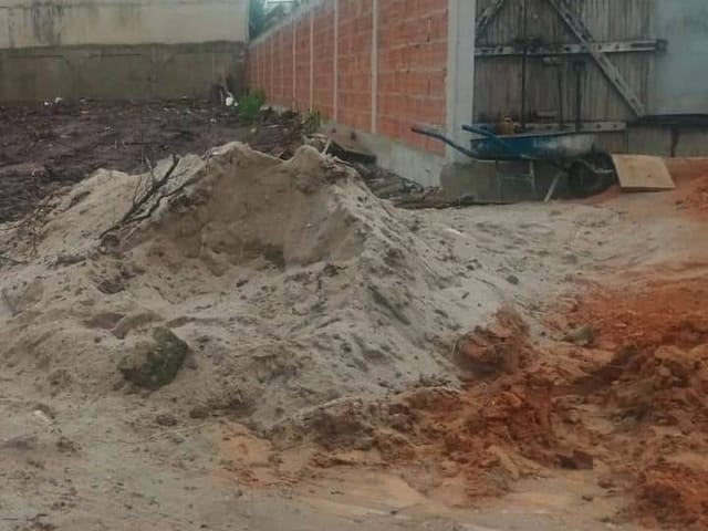 Terreno com 360m², à venda, no bairro Terra Firme em Rio das Ostras