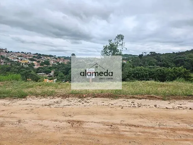 Terreno com 382m², à venda, no bairro JARDIM EUROPA em Jacarezinho