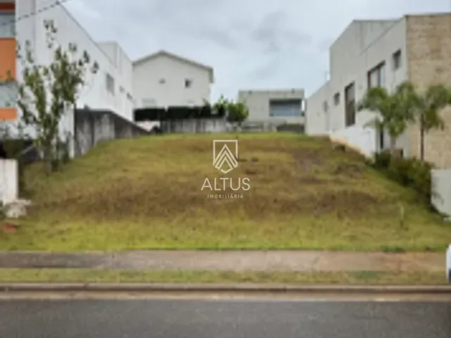 Terreno com 363m², à venda, no bairro Alphaville (Abrantes) em Camaçari