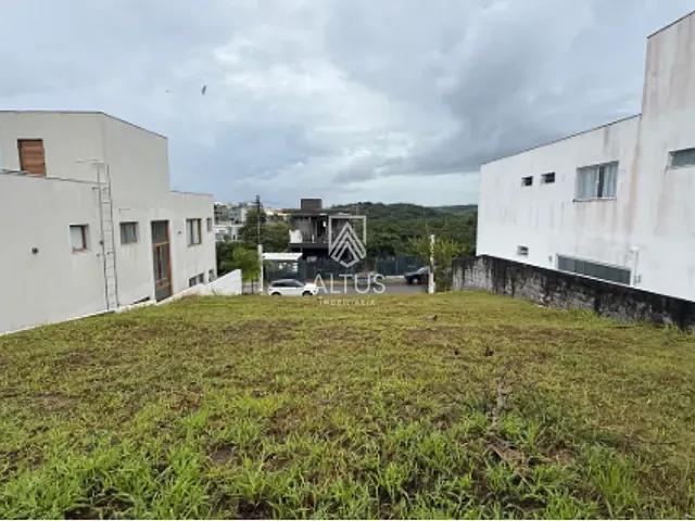 Terreno com 363m², à venda, no bairro Alphaville (Abrantes) em Camaçari