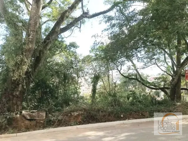 Terreno com 357m², à venda, no bairro Retiro das Fontes em Atibaia