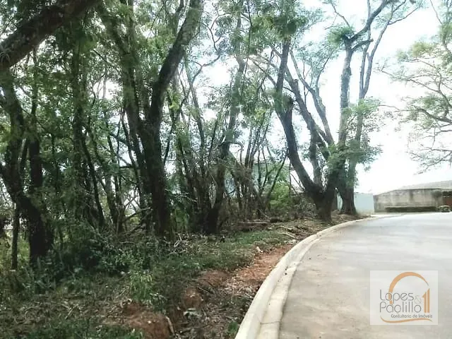 Terreno com 357m², à venda, no bairro Retiro das Fontes em Atibaia