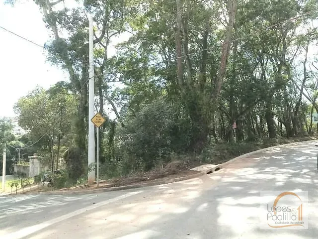 Terreno com 357m², à venda, no bairro Retiro das Fontes em Atibaia