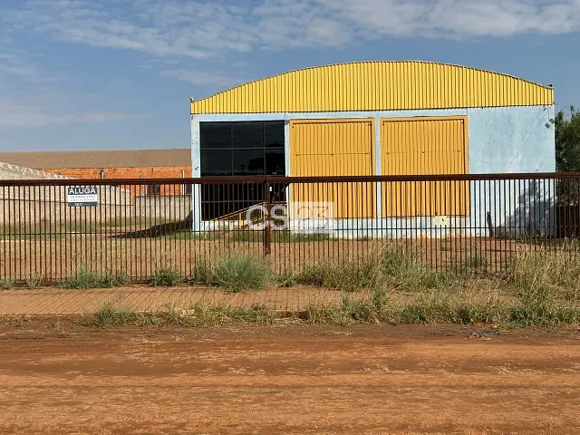 Galpão / Barracão com 2628m², para alugar, no bairro Estância Dlaville em Londrina