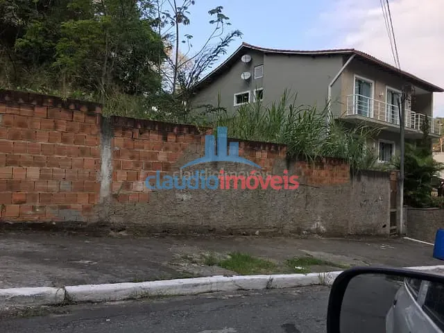 Terreno com 294m², à venda, no bairro Santa Rosa em Barra Mansa