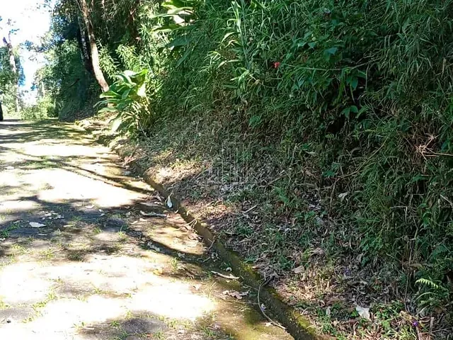 Terreno com 3320m², à venda, no bairro Quebra Frascos em Teresópolis