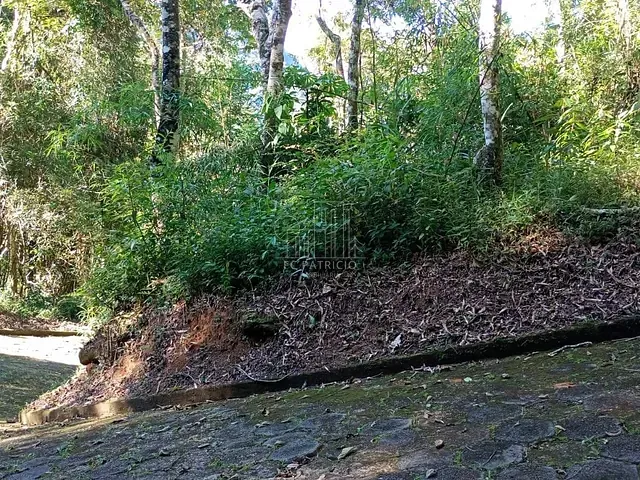 Terreno com 3320m², à venda, no bairro Quebra Frascos em Teresópolis