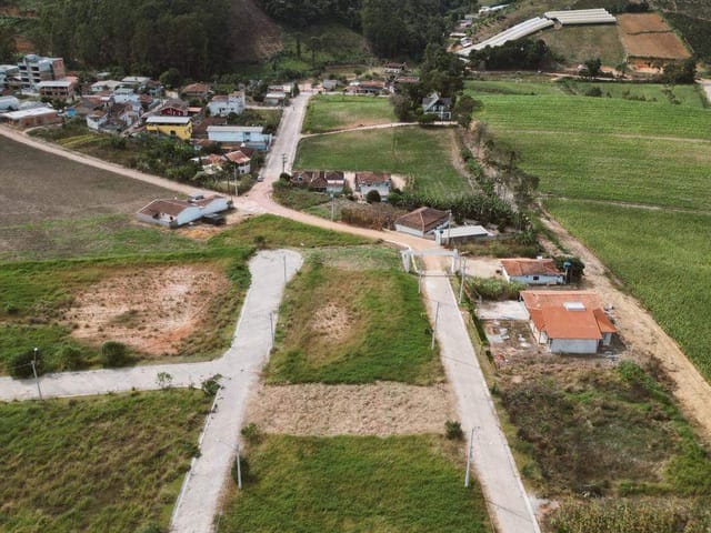 Terreno com 300m², à venda, no bairro 1 em Venda Nova do Imigrante