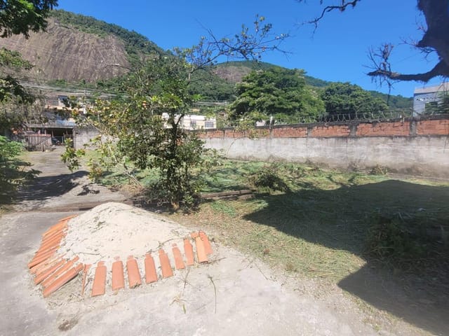 Terreno com 630m², à venda, no bairro Itaipu em Niterói