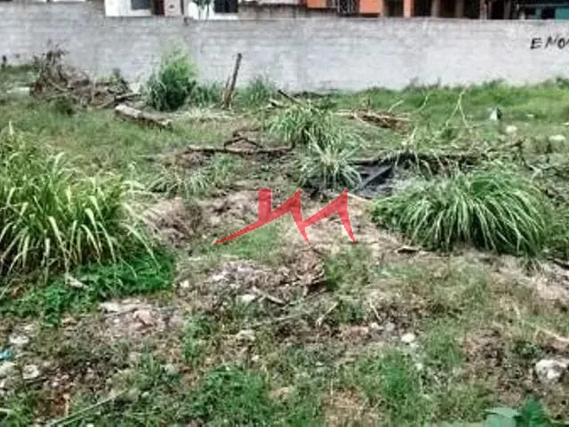 Terreno com 450m², à venda, no bairro Jóquei Clube em São Gonçalo