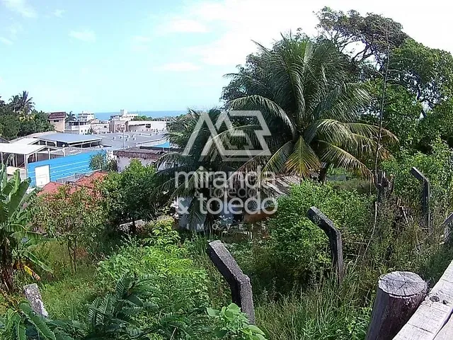 Terreno com 881m², à venda, no bairro Ipiranga em Guarapari