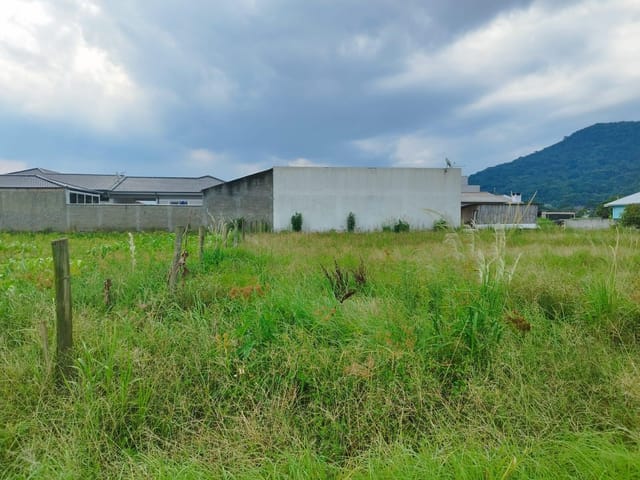 Terreno com 700m², à venda, no bairro Sul do Rio em Santo Amaro da Imperatriz