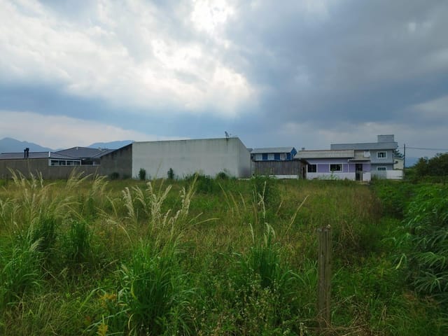 Terreno com 700m², à venda, no bairro Sul do Rio em Santo Amaro da Imperatriz
