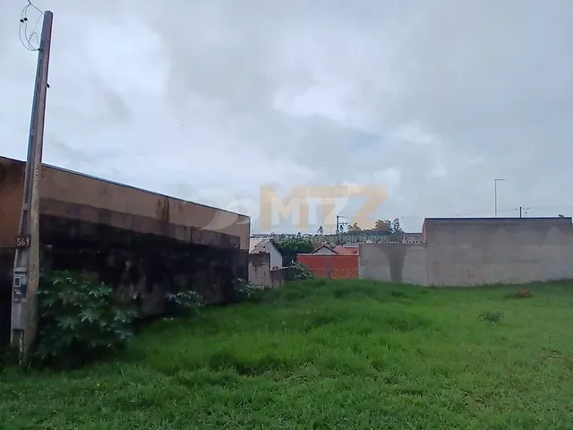 Terreno com 250m², à venda, no bairro Residencial Cedro em Botucatu