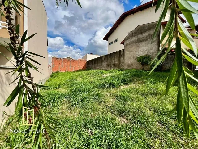 Terreno com 250m², à venda, no bairro Pinheirinho em Vinhedo