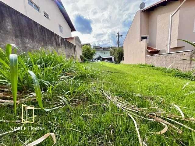 Terreno com 250m², à venda, no bairro Pinheirinho em Vinhedo