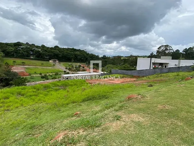 Terreno com 1000m², à venda, no bairro Recanto Amapola em Bragança Paulista