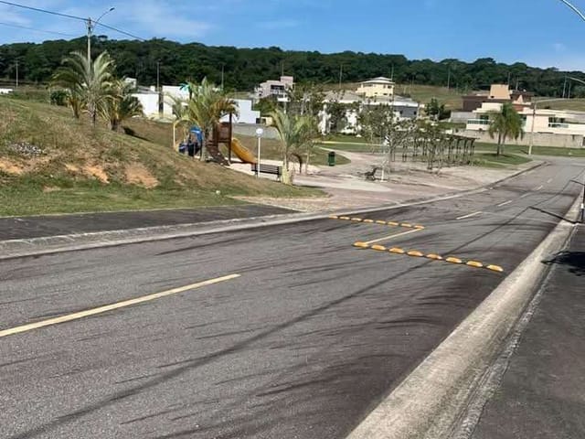 Terreno com 441m², à venda, no bairro Viverde I em Rio das Ostras