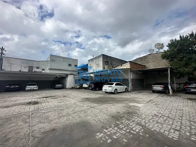 Terreno com 684m², para alugar, no bairro Centro em Maricá