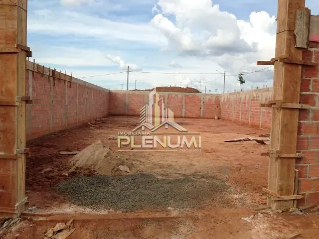 Terreno com 320m², à venda, no bairro Jardim das Palmeiras em Ipeúna