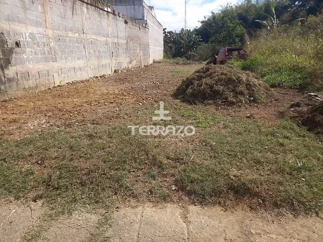 Terreno com 320m², à venda, no bairro Roma em Volta Redonda