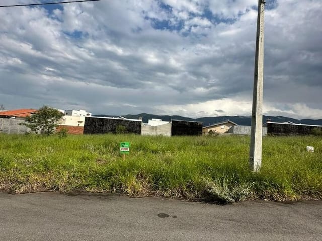 Terreno com 300m², à venda, no bairro Sierra em Extrema