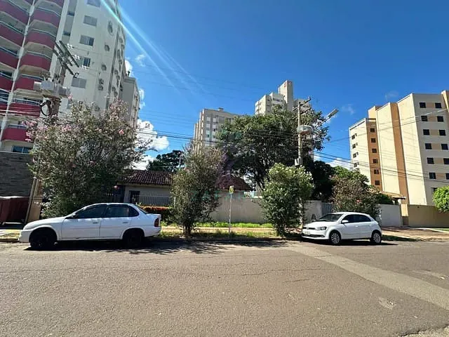 Terreno com 1350m², à venda, no bairro Vila Gomes em Campo Grande
