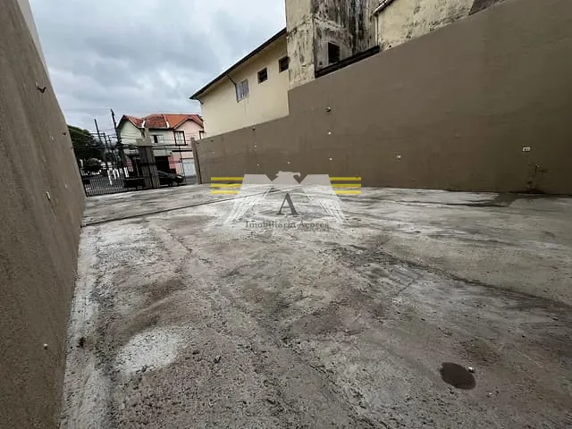 Terreno com 270m², para alugar, no bairro Brás em São Paulo