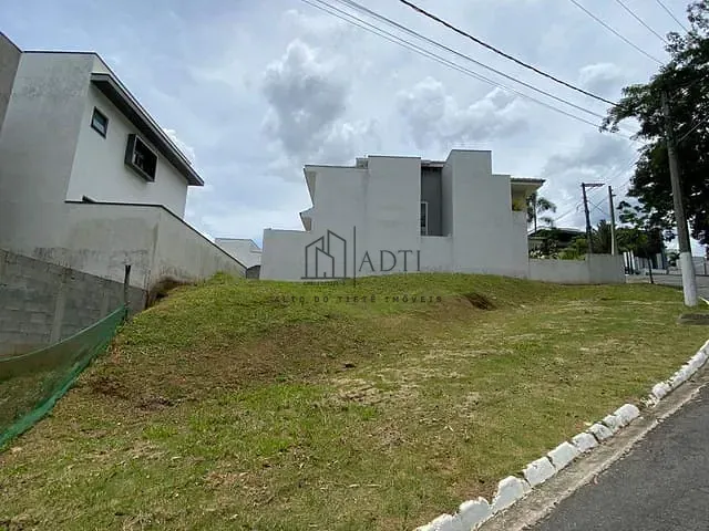 Terreno com 258m², à venda, no bairro Cézar de Souza em Mogi das Cruzes