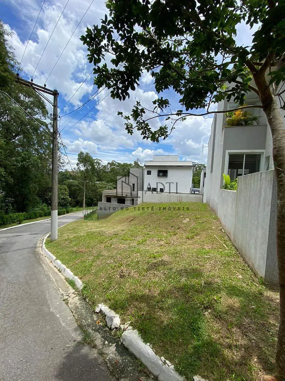 Terreno, 258 m² - Foto 1