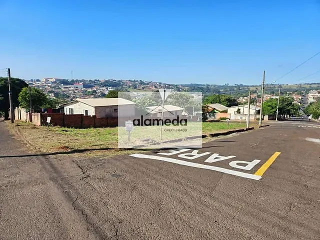 Terreno com 197m², à venda, no bairro VILA MARIA em Jacarezinho