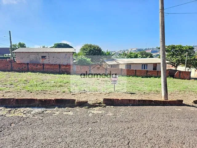 Terreno com 197m², à venda, no bairro VILA MARIA em Jacarezinho